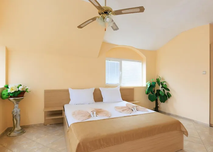 Angy 2* Nisipurile de Aur